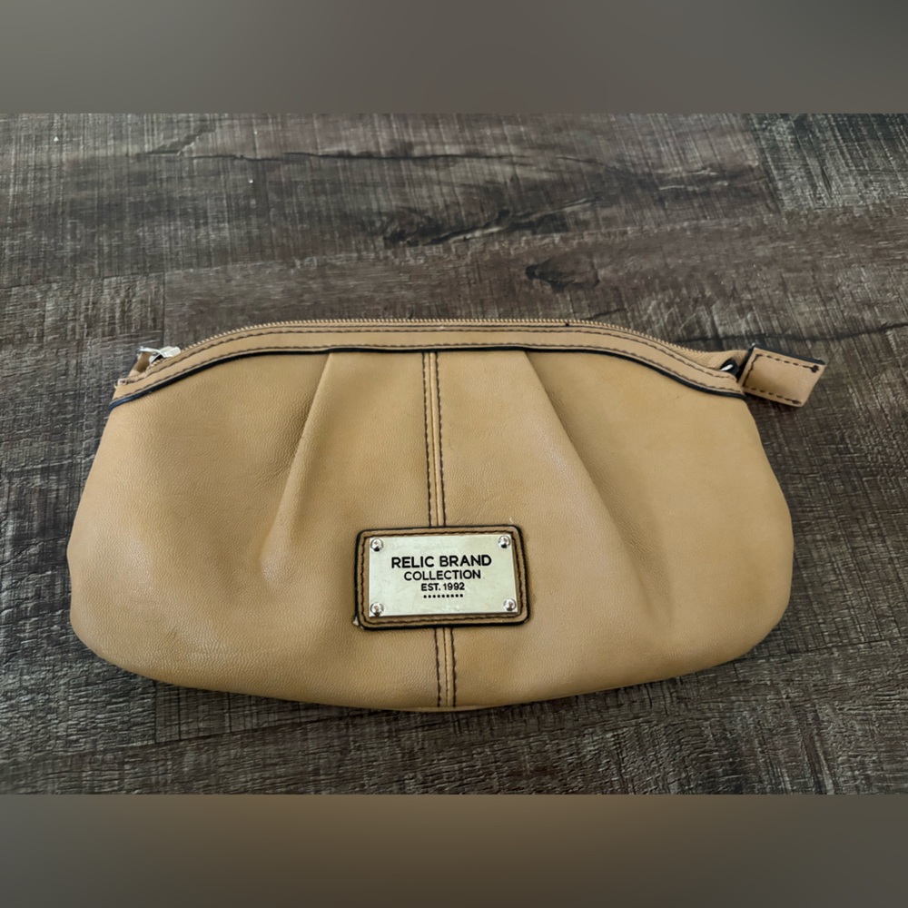 Relic Tan Leather Accessory